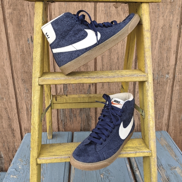 RARE Nike Navy Terry Cloth High Top Sneakers VGUC! - Picture 3 of 11